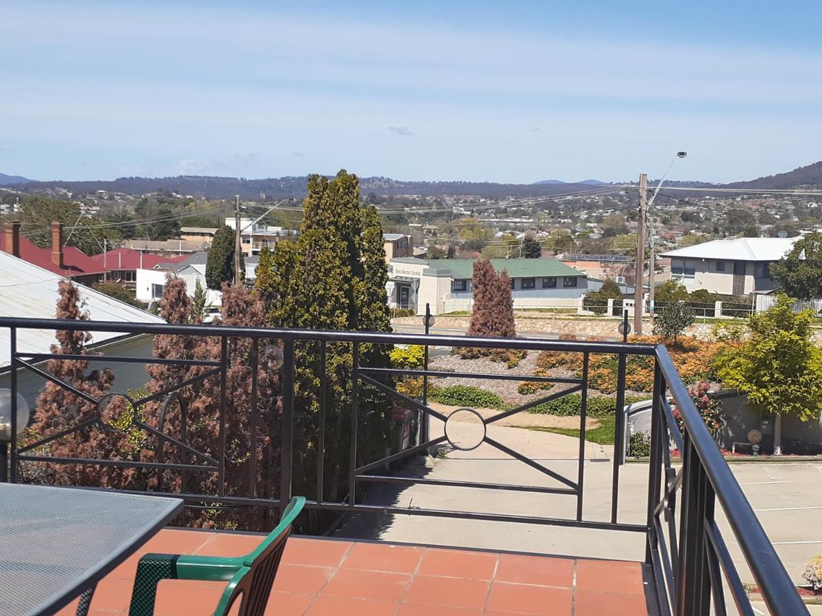 Crest Motor Inn Queanbeyan Dış mekan fotoğraf