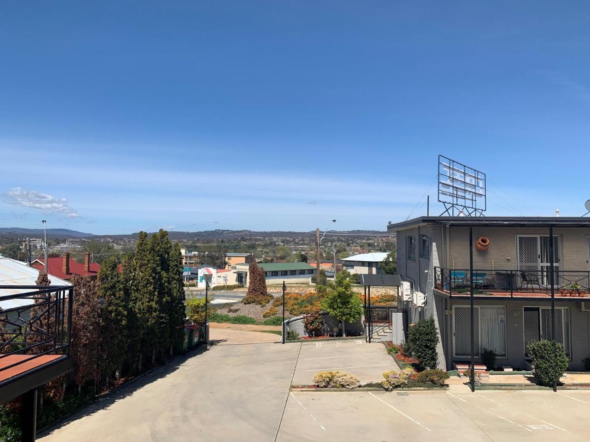 Crest Motor Inn Queanbeyan Dış mekan fotoğraf