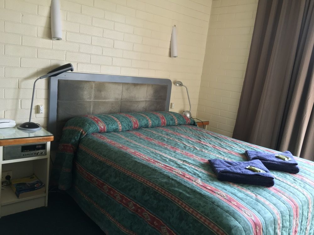 Crest Motor Inn Queanbeyan Dış mekan fotoğraf